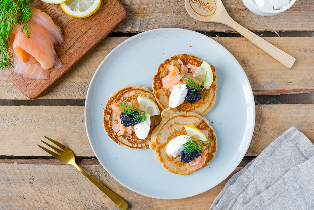 Blini's met gerookte zalm