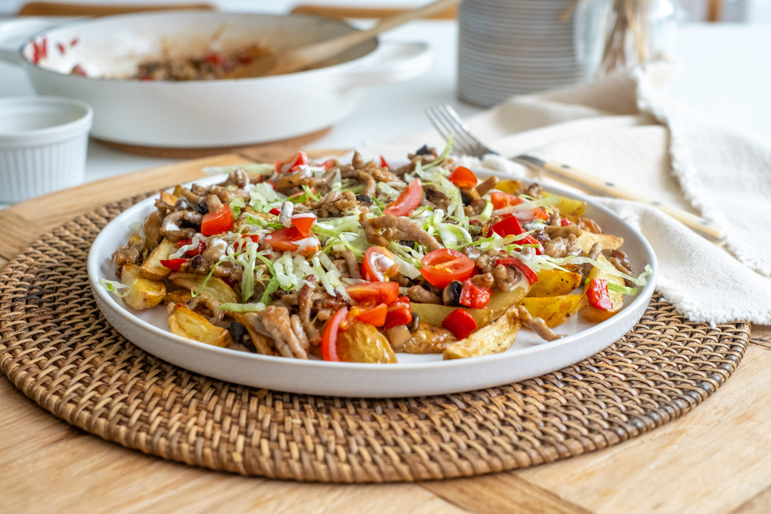 Loaded frietjes met cheesy gehakt